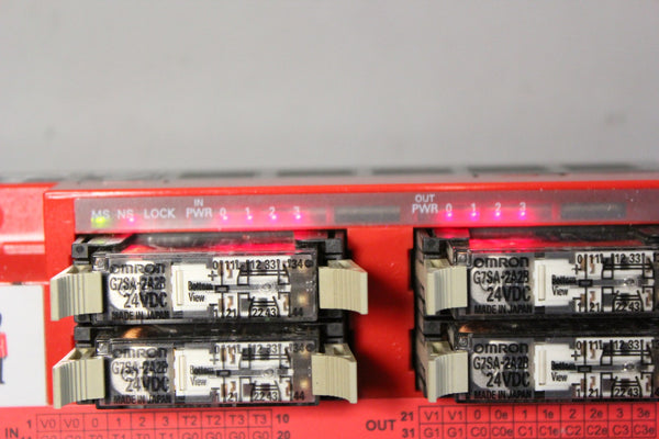 ALLEN BRADLEY GUARD I/O DIGITAL COMB. MODULE  1791DS-IB4XOW4 A