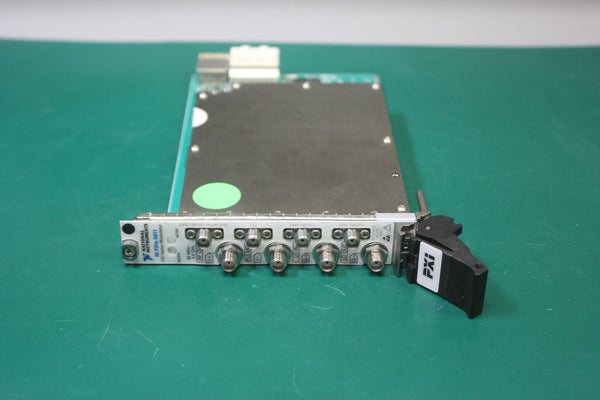 NATIONAL INSTRUMENTS I/Q VECTOR MODULATOR PXIe-5611