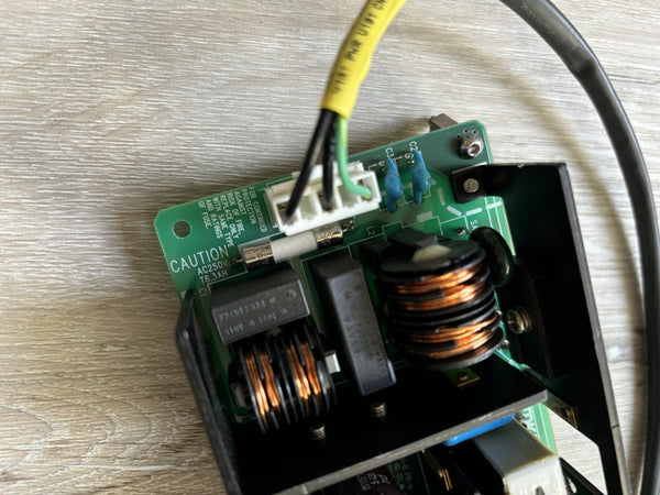  TDK-Lambda ZWS150BP-24 24V 8.4A AC100-240V 2.6A POWER SUPPLY