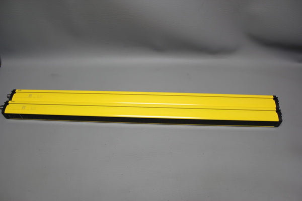 PILZ SAFETY LIGHT CURTAIN EMITTER & RECEIVER  PSEN op 4F-s-14-060/1