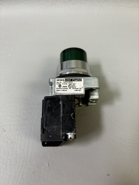 Unused SIEMENS 52PL4G2XB 30mm Red or Green Pilot 120vac LED