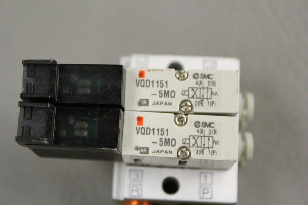 SMC VQD1151-5M0 SOLENOID VALVES AND MANIFOLD