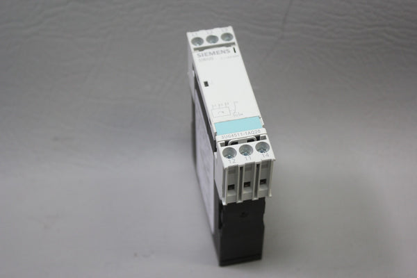 SISIEMENS  COUPLING RELAY  P/N: 3RS1800-1HP00