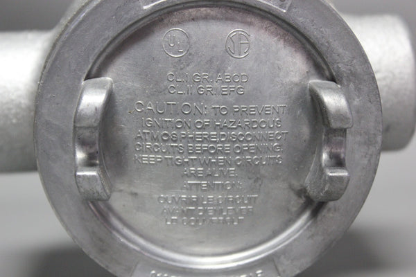 NEW EATON CROUSE-HINDS SERIES EABT26 CONDULET 3/4" CONDUIT OUTLET BOX WITH COVER