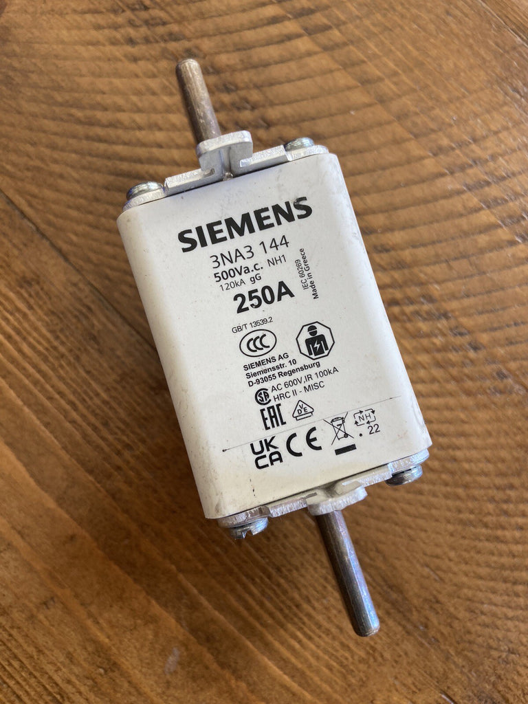 SIEMENS FUSE 250A 3NA3 144 500VA