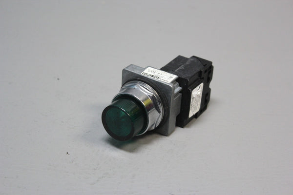 NEW SIEMENS PILOT LIGHT SWITCH GREEN OIL TIGHT 52PL4J3