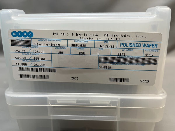 25 MEMC Polished Wafers BORON 124.72/125.28 diameter 585/665 Thickness 11/25 res