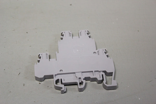 NEW LOT OF ENTRELEC TERMINAL B LOCKS  0115 271 22