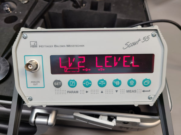 HOTTINGER BALDWIN MOBILE CARRIER FREQUENCY ANALYZER SCOUT 55 IN CASE