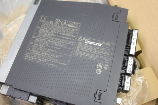 NEW MITSUBISHI MELSERVO SERVO DRIVE MR-J4-40TM1-EIP