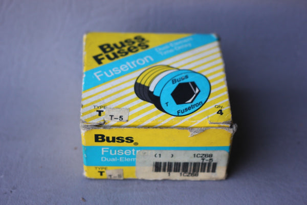 LOT OF 4 NEW BUSS FUSES FUUSETRON DUAL-ELEMENT FUSES  1CZ68 T-5