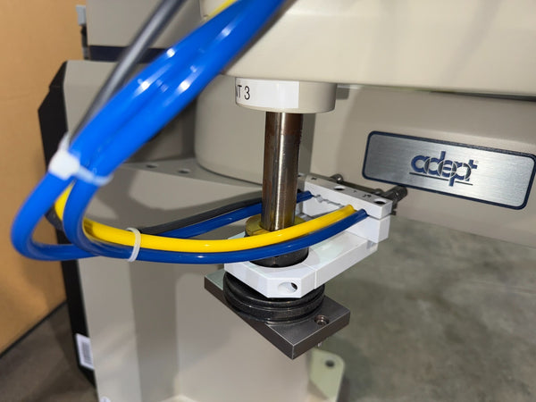 Adept SCARA Robot arm  Cobra S600  +SERVO Amp Controller 0490-000