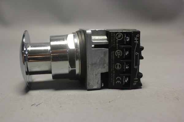 SIEMENS 52PP2G3AB GREEN MUSHROOM  HEAD ILUMINATED PUSH & PULL BUTTON