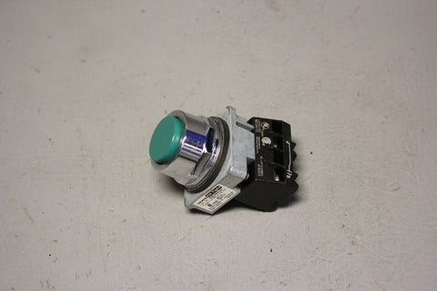 UNUSED SIEMENS GREEN PUSHBUTTON 52PM8A3K