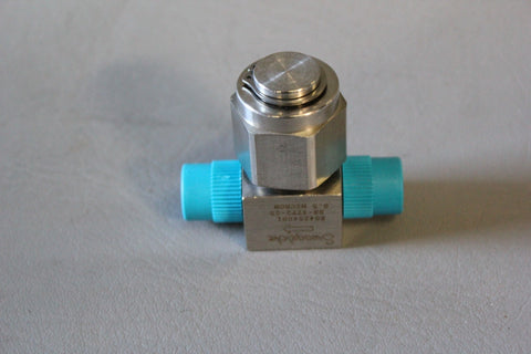 NEW SWAGELOK TEE-TYPE PARTICULATE FILTER  Z04254001 SS-4TF2-05