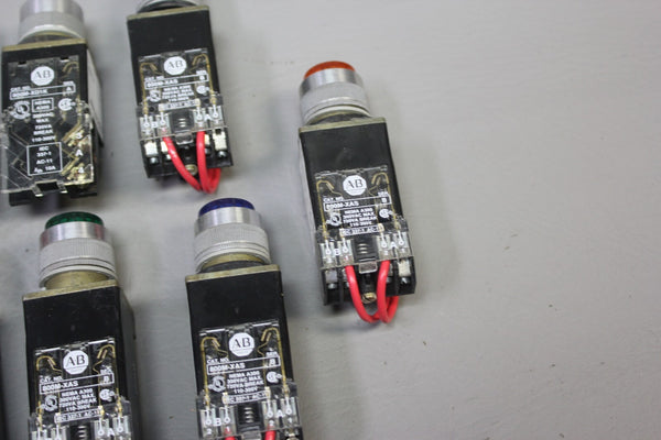 LOT OF ALLEN BRADLEY PUSHBUTTONS MISC MODELS ETC