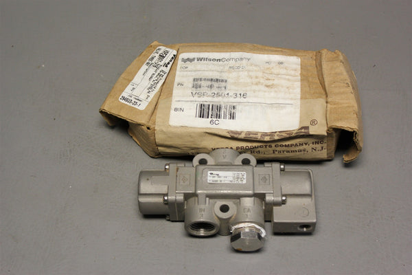 UNUSED VERSA STAINLESS STEEL 3 WAY VALVE MANIFOLD VSP-3501-316