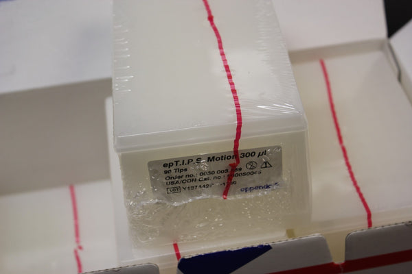NEW BOX 960 EPPENDORF 300uL epT.I.P.S. PIPETTE TIPS  br 960050045