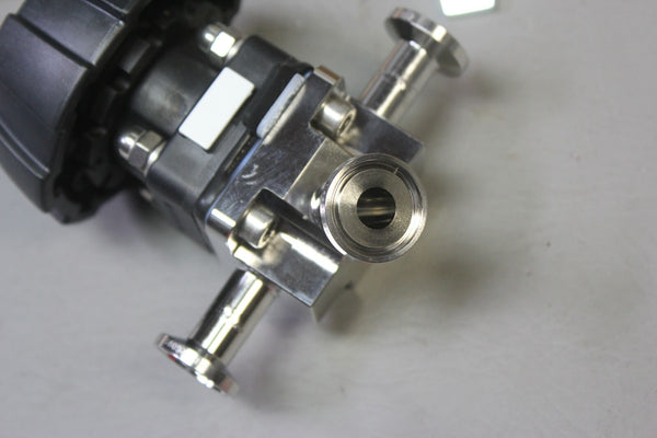 NEW BURKERT 3 WAY SANITARY STAINLESS STEEL DIAPHRAGM VALVE 1/2" 316L 10bar 2034