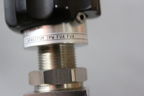 UNUSED AP TECH 316L STAINLESS STEEL MANUAL DIAPHRAGM VALVE AP4657SM 2PW FV4 FV4