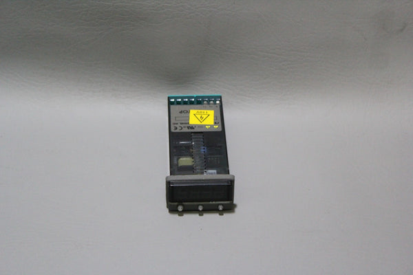 OMEGA TEMPERATURE CONTROLLER