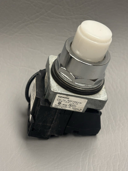 SIEMENS 52PT6EXA PILOT LIGHT WHITE ILLUMINATED