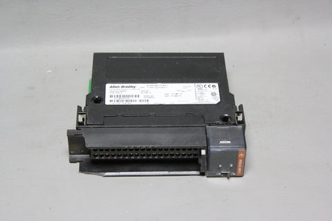 ALLEN BRADLEY ANALOG INPUT MODULE 1756-IF8 SERIES A