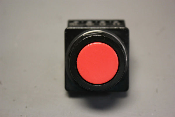 Unused SIEMENS BLACKMAX RED PUSH BUTTON SWITCH 52BM8A2J W/52BAJ