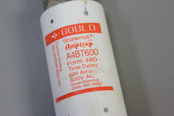 NEW GOULD SHAWMUT AMPTRAP A4BT600 TIME DELAY FUSE 600 AMP