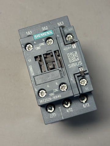 SIEMENS Contactor 3RT2026-1KB40