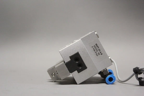 FESTO  HGPT-25-A-B PNEUMATIC GRIPPER