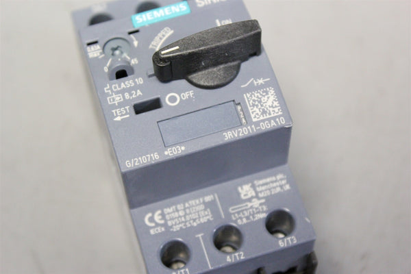Unused SIEMENS CIRCUIT BREAKER 3RV2011-0GA10