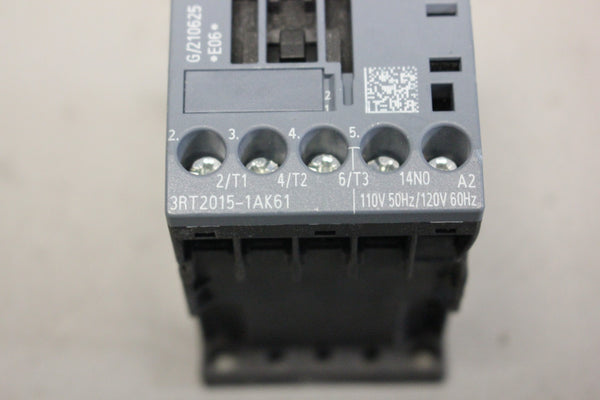 SIEMENS SIRIUS  CONTACTOR RELAY 3RT2015-1AK61