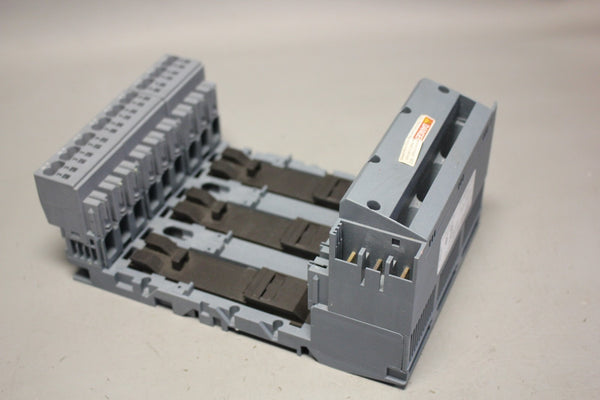 UNUSED SIEMENS EXPANSION BLOCK MODULE 3RA6823-0AC