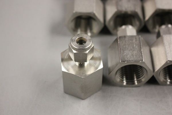 NEW SWAGELOK FITTING LOT OF 15 SS-400-7-8