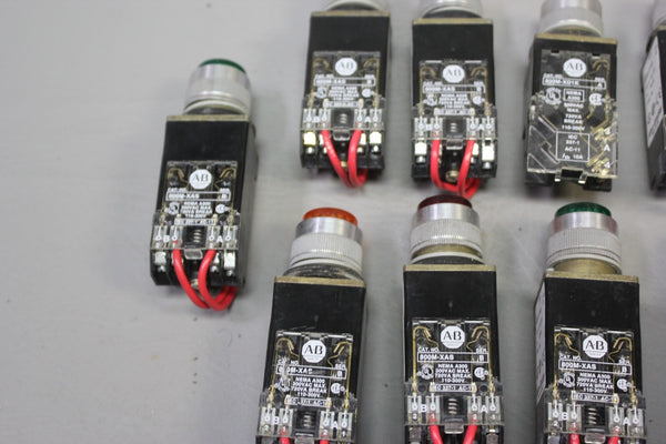 LOT OF ALLEN BRADLEY PUSHBUTTONS MISC MODELS ETC