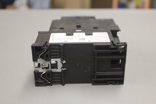 SIEMENS 3RT2037-1AC20 POWER CONTACTOR