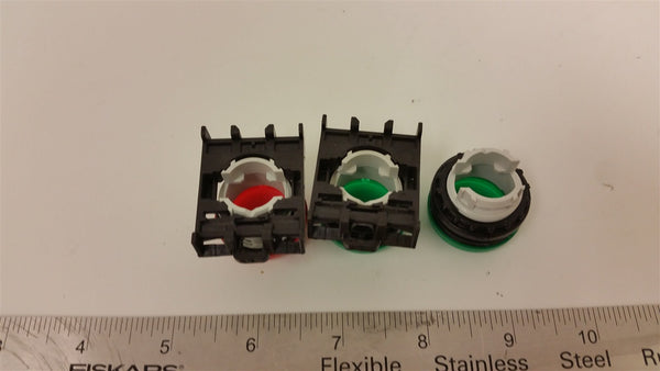 LOT OF 3 EATON PILOT LIGHT HEAD/LENS RED AND GREEN