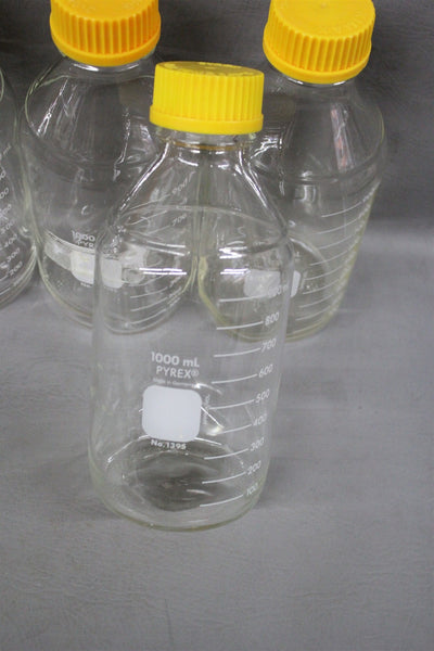LOT OF 5 PYREX STORAGE & MEDIA GLASS BOTTLES & LIDS 1000ml 1395