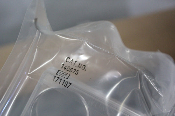 NEW CASE OF 53 BAGS OF 6 THERMO NUNC CELL CULTURE TREATED MULTIDISH 140675