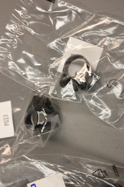 LOT OF 4 NEW FESTO 175094 P013 MOUNTING KITS