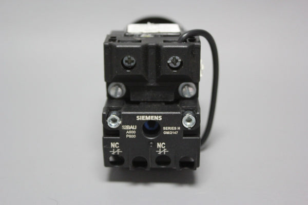 SIEMENS BLACK MAX GREEN MUSHROOM HEAD PUSH PULL BOTTON 52BP3D3UB W/ 52BAU