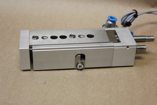FESTO LINEAR SLIDE TABLE  P/N: DGSL-10-30-Y3A
