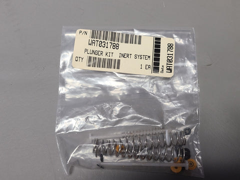 LOT OF WATERS PLUMGER KIT PARTS WAT031788