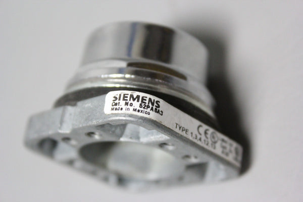 SIEMENS GREEN PUSH BOTTON 52PA8A3