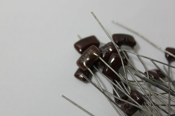 30 pcs 33± 2% CDE Capacitor lot 