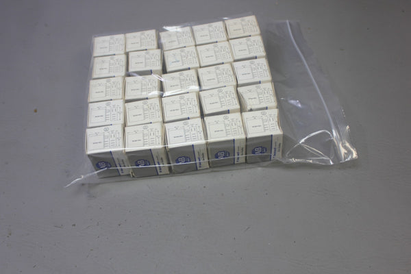 LOT OF 25 NEW ALLEN BRADLEY CONTROL RELAYS 700-HK32A1