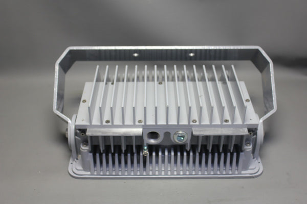 UNUSED EATON LUMINAIRE FITTING FOR HAZARDOUS LOCATIONS FMV11LCY/UNV1 76