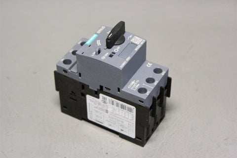 Unused SIEMENS SIRIUS CIRCUIT BREAKER 3RV2321-4BC10