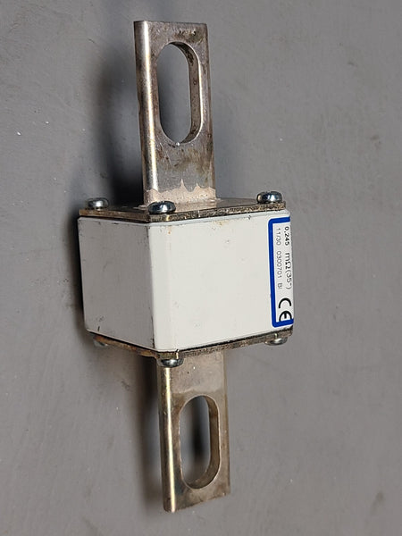 UNUSED FERRAZ SHAWMUT PROTISTOR FUSE A070UD31LI400 700VAC 400A